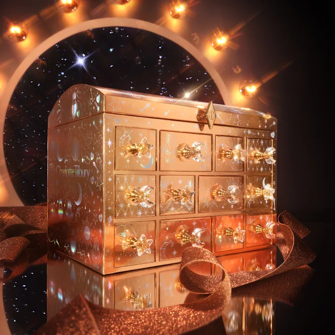 Charlotte Tilbury Beauty Treasure Chest 2025 — the iconic closed gift box featuring Pillow Talk Lip Cheat, Collagen Lip Bath, and five full-size icons